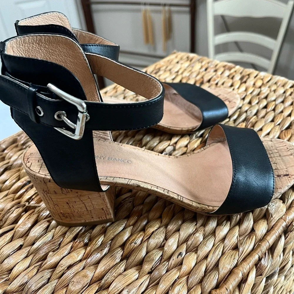 Tony Bianco Women's Sandal Size‎ 7.5 Leather Block Heel Buckle